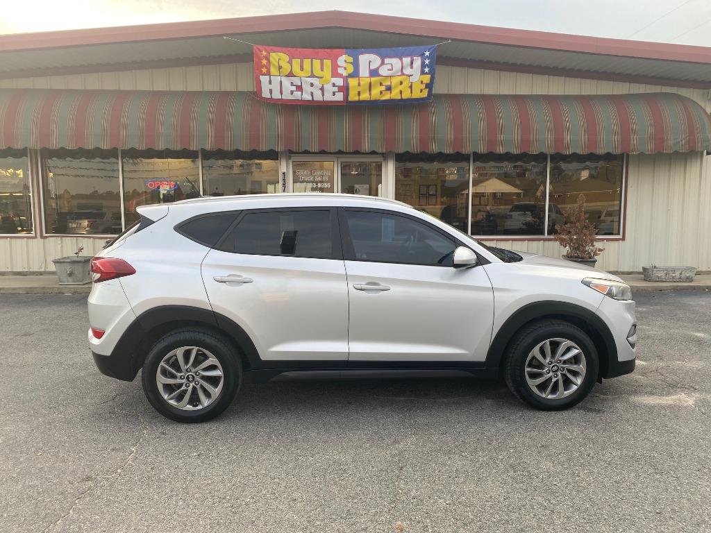 2016 Hyundai Tucson SE's photo