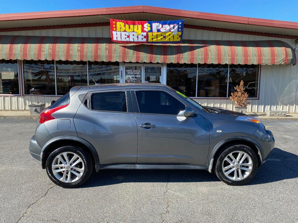 2013 Nissan JUKE SV's photo