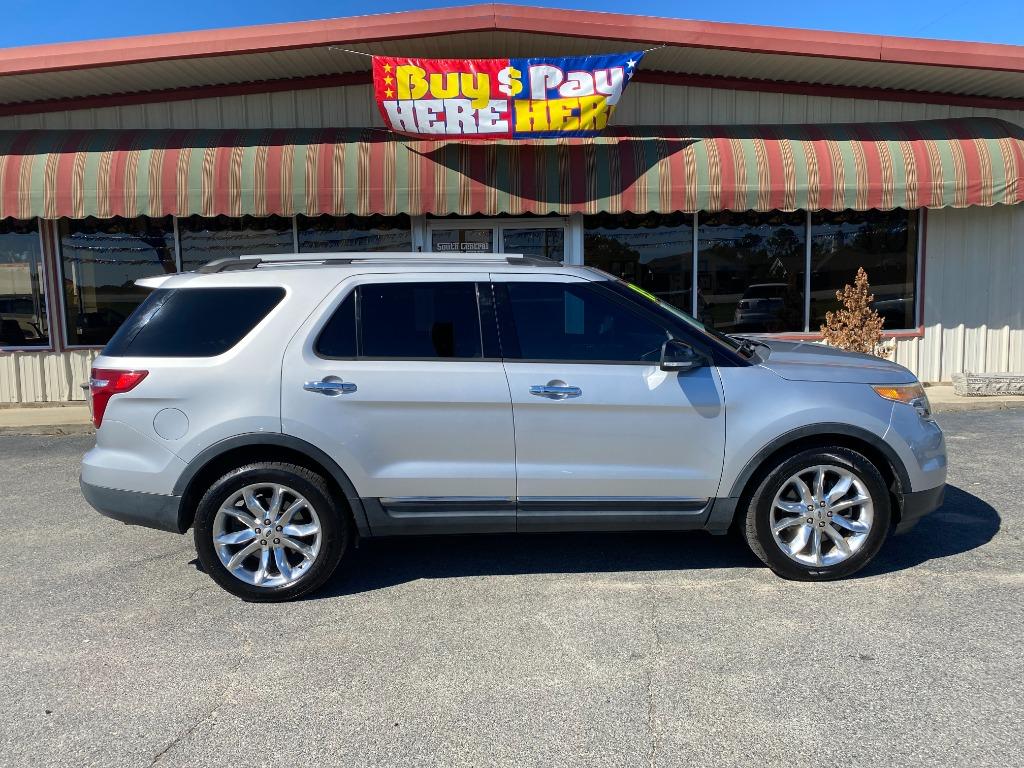 2013 Ford Explorer XLT's photo