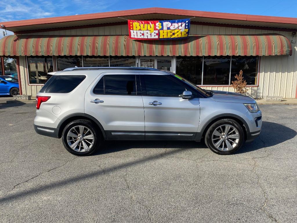 2018 Ford Explorer Limited's photo