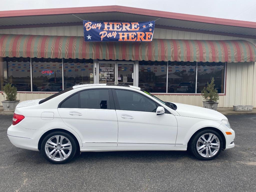 2014 Mercedes-Benz C-Class C250 Luxury's photo
